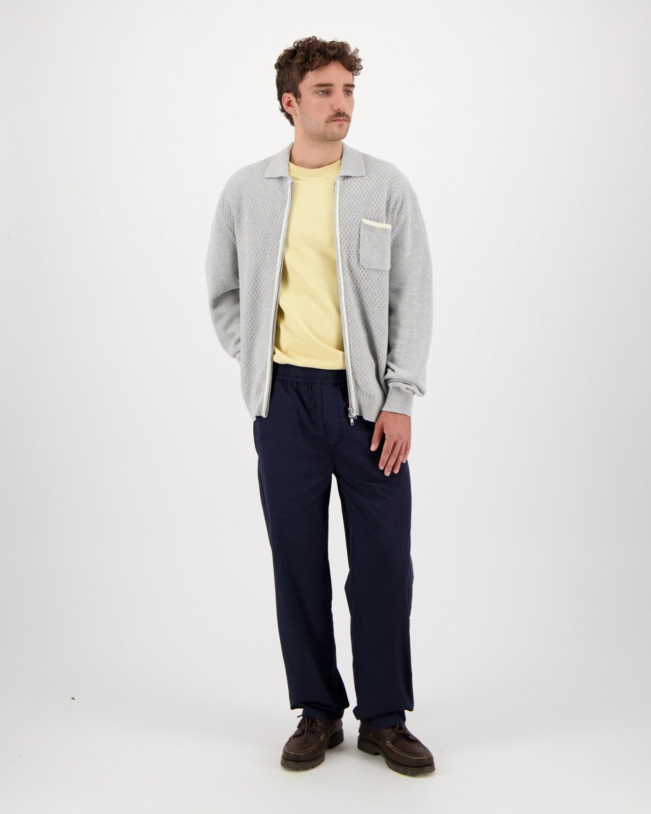 maru - navy - Castart