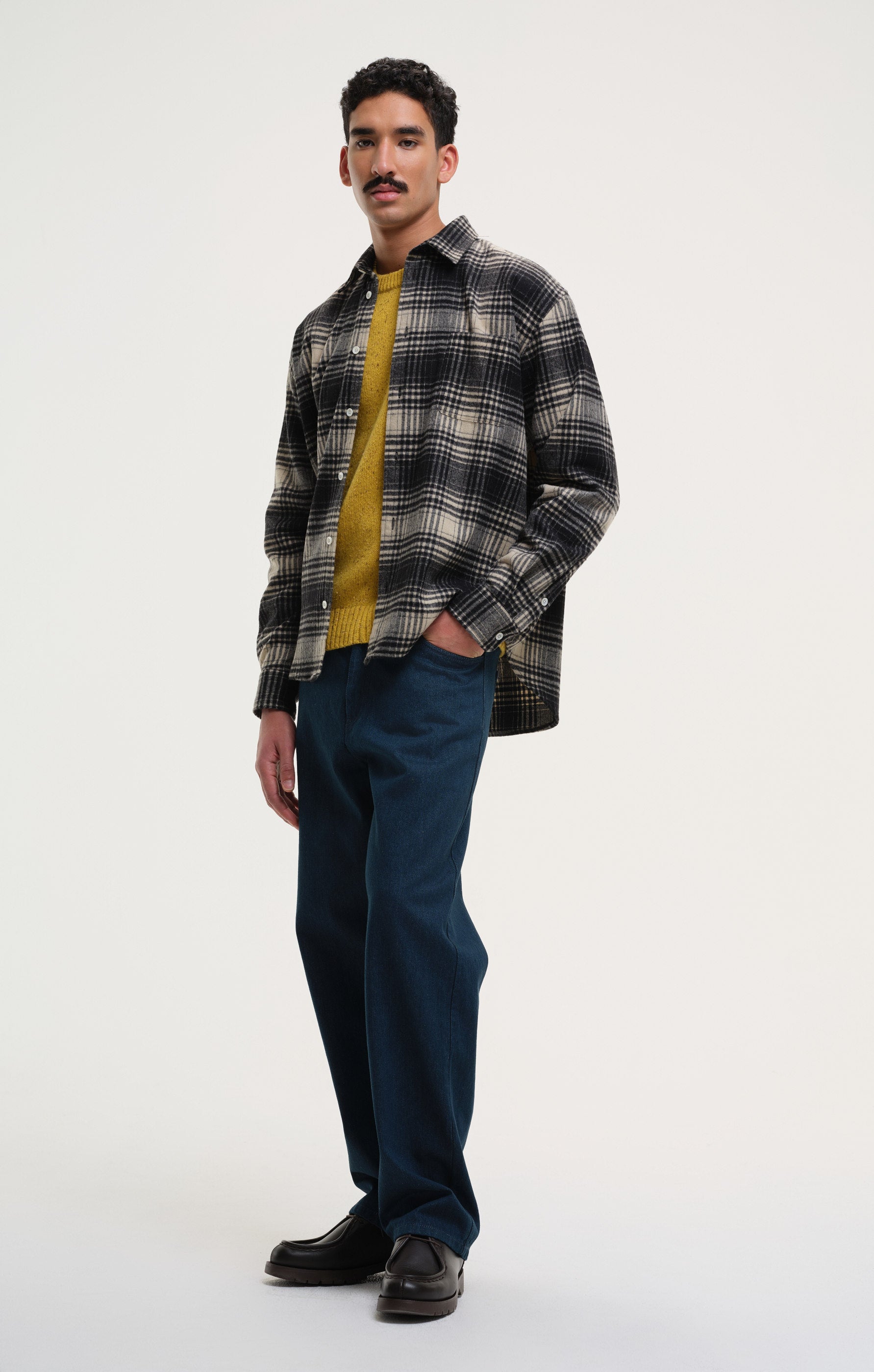 north point c - black/ecru