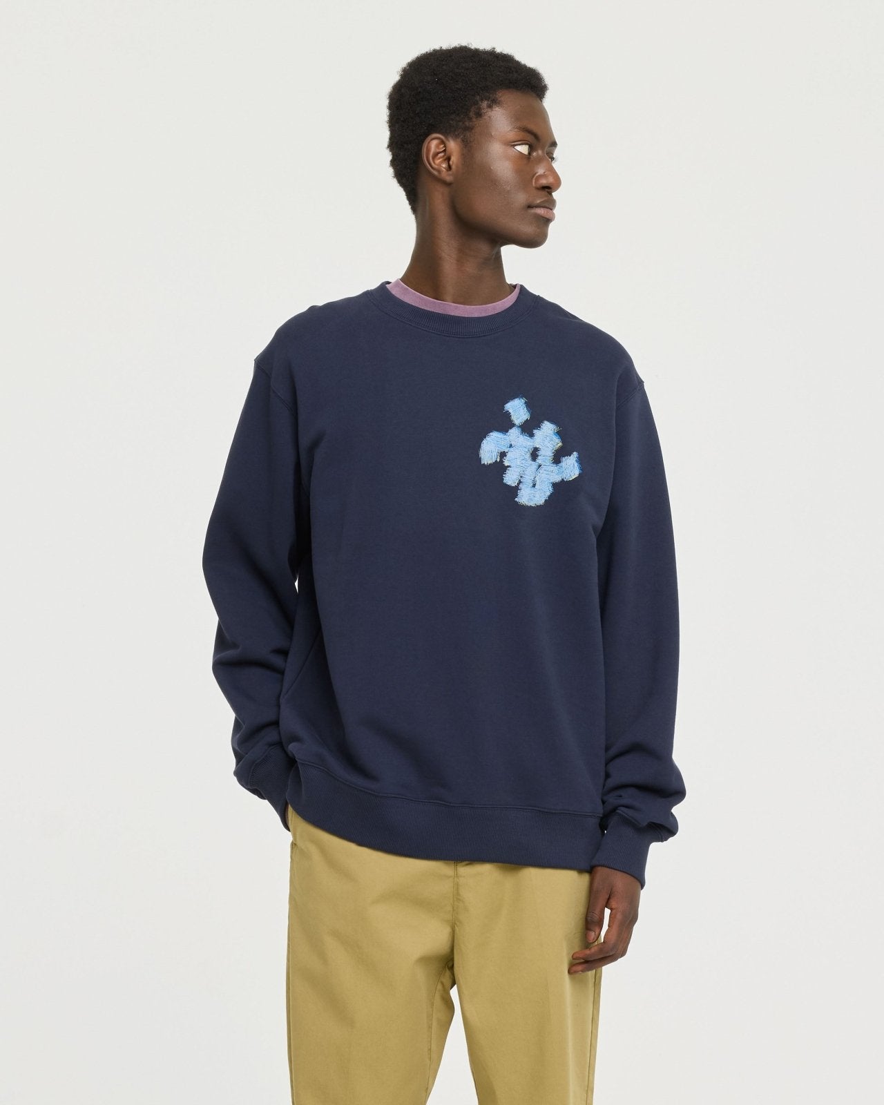 aura - navy - Castart