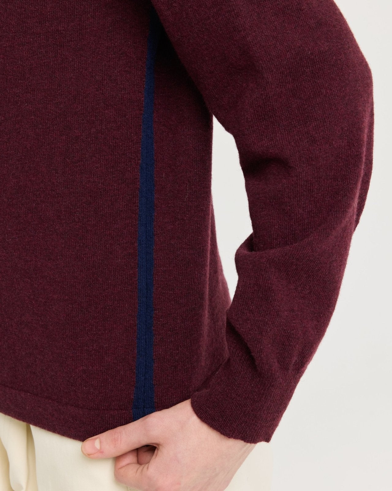 lilt - maroon - Castart