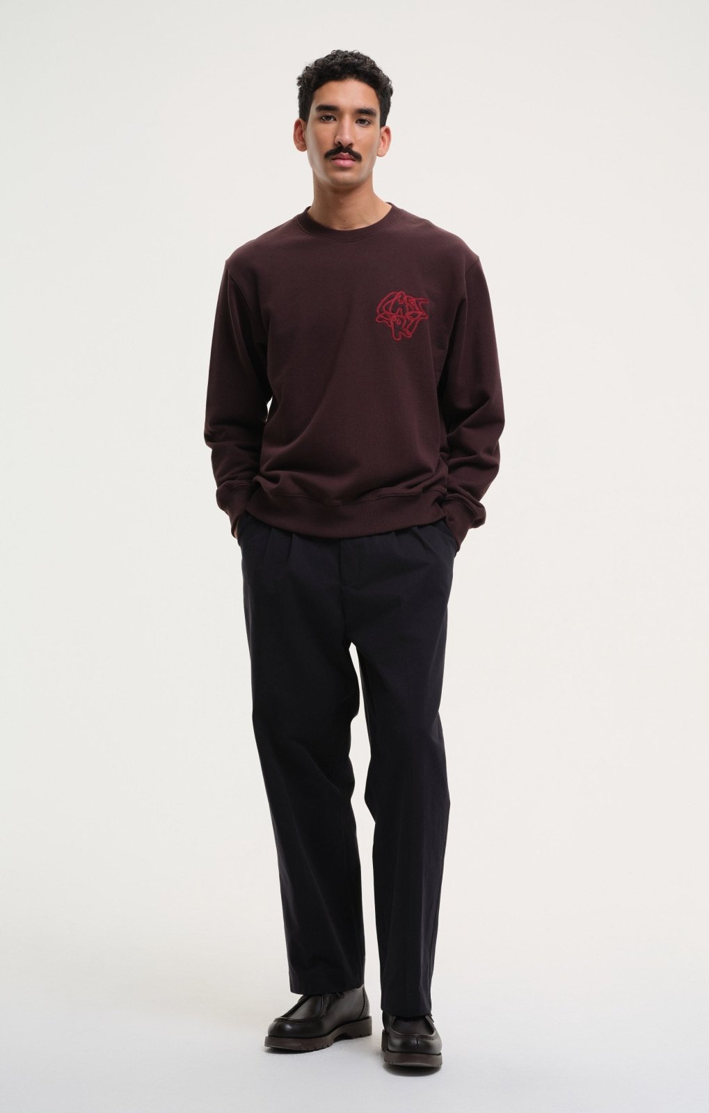 moreland - dark burgundy - Castart