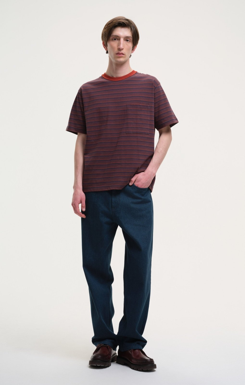 rhyan - dark burgundy - Castart