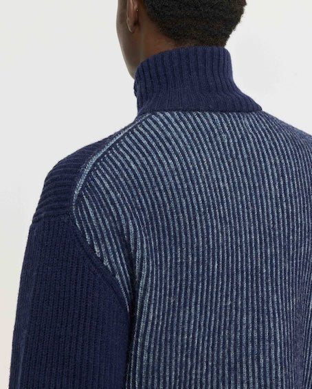 the seasons - navy - Castart